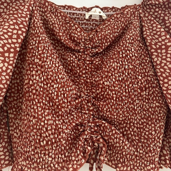 Blush Nordstrom rack Rust Puff Sleeve Smocked Blouse Dainty Print Festive Chic M - Picture 8 of 10